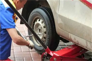 昆山附近拖车24小时服务热线电话